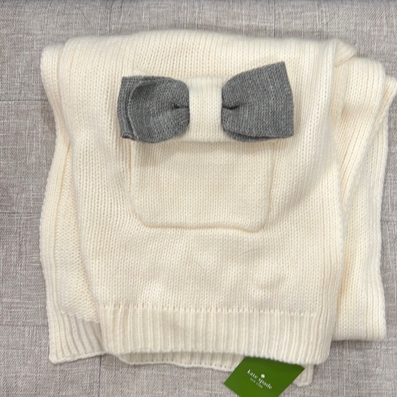 Kate Spade Scarf - Picture 1 of 3